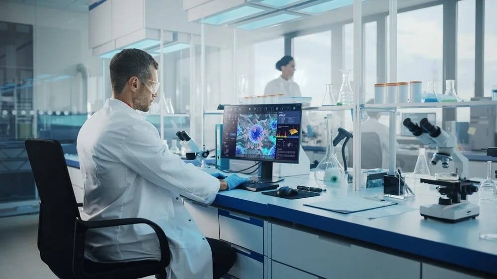 Labor Management System: Echtzeit-Auswertung fuer fundierte Entscheidungen